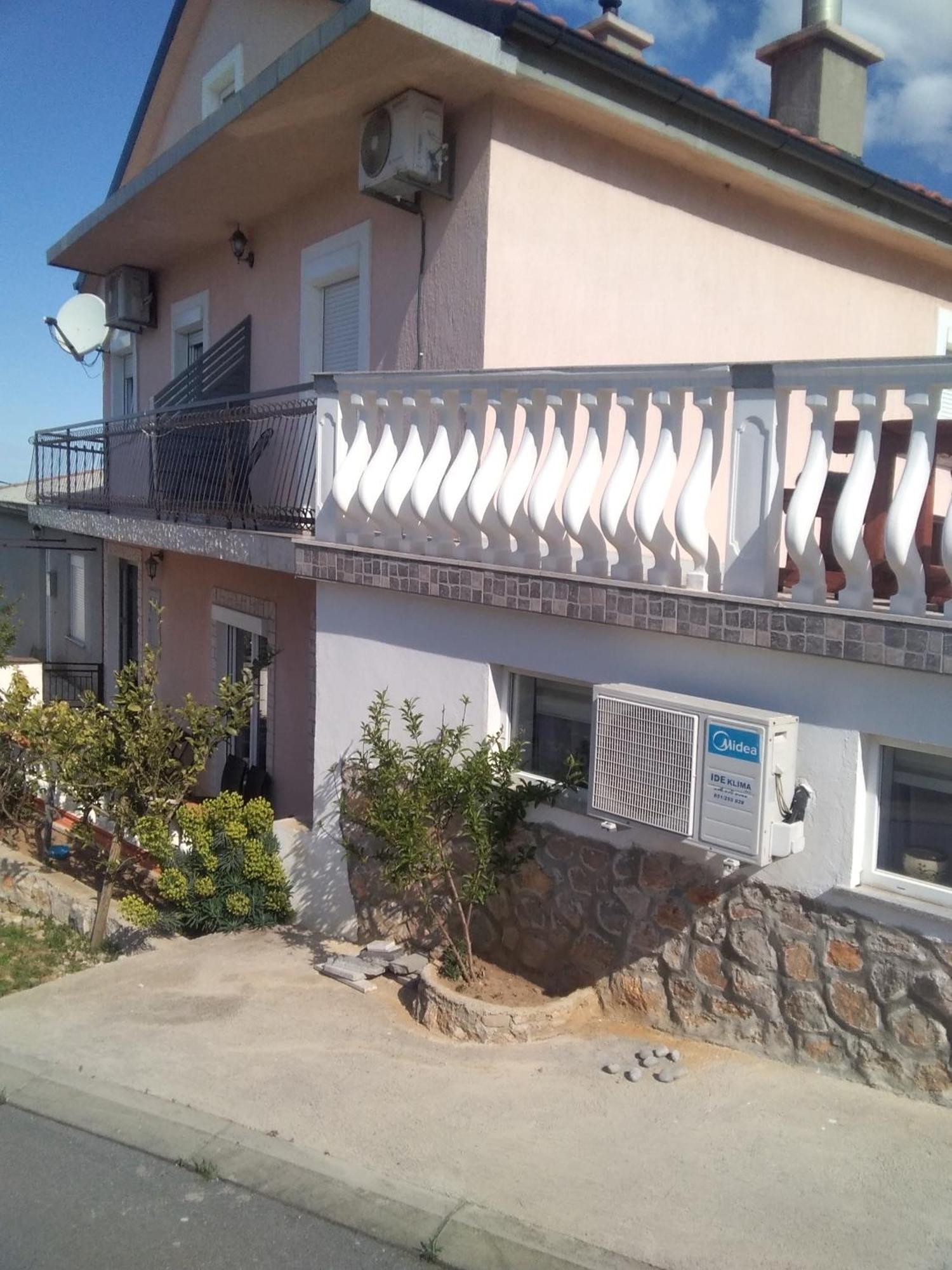 Guesthouse Martina Senj  Exterior foto