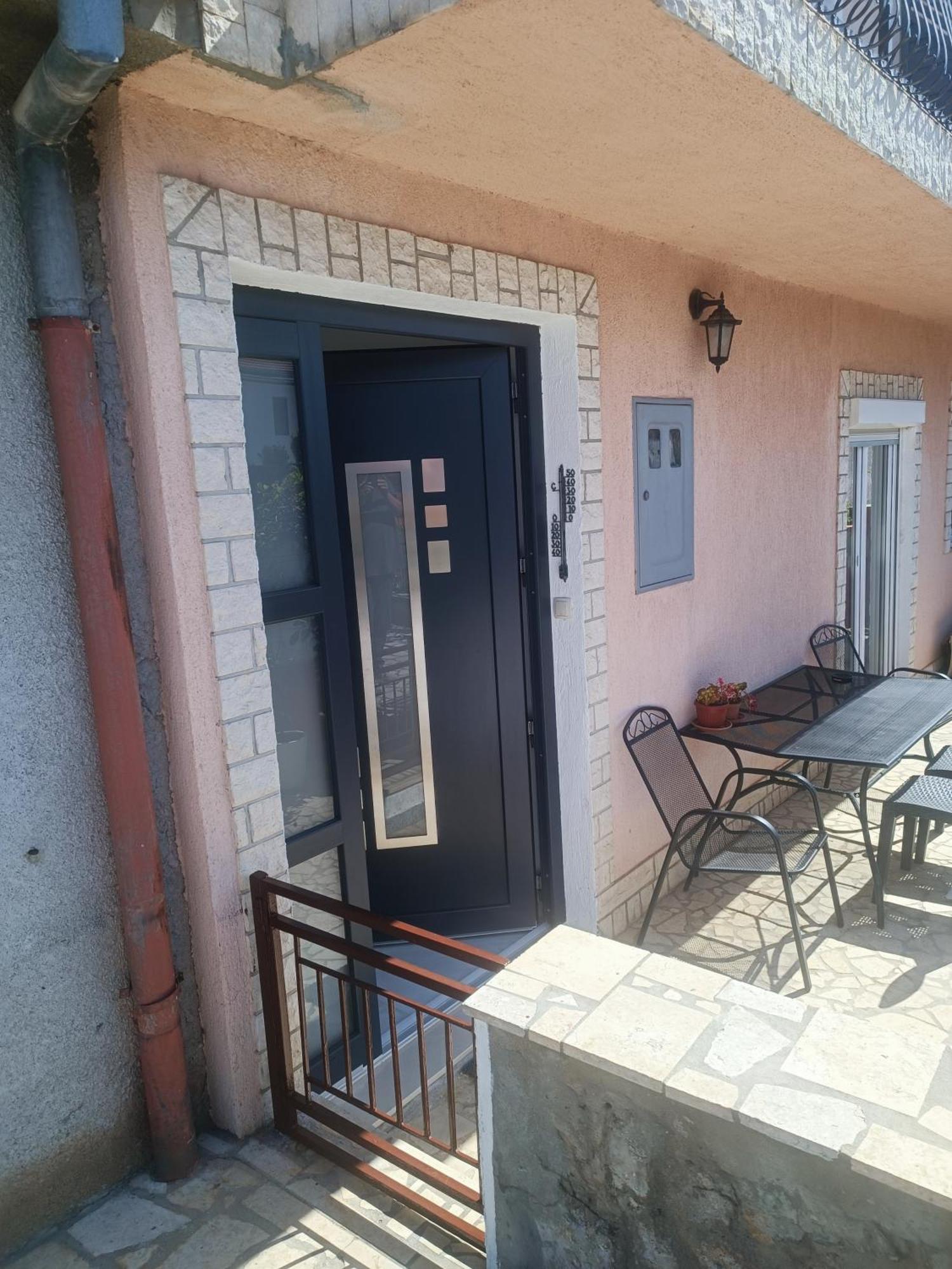 Guesthouse Martina Senj  Exterior foto